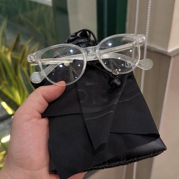 Rare Find Authentic Moncler Eyeglasses ML 5032 024 - Picture 8 of 10